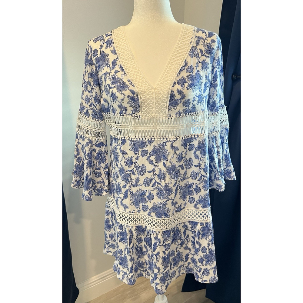 SOLITAIRE Swim S Blue & White Tunic Cover-Up Lace V-Neck Embroidered Bell Sleeve
